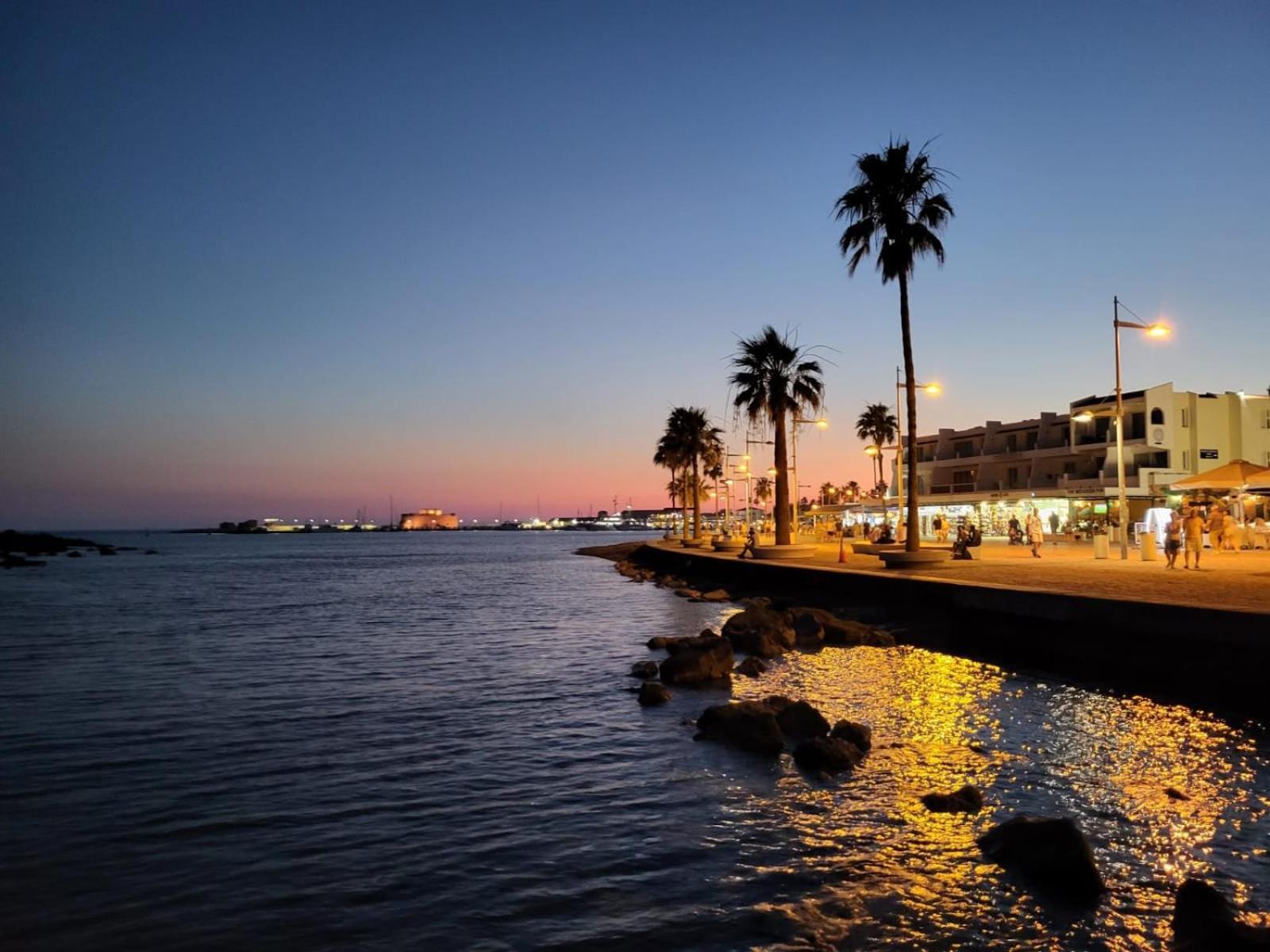 Queen Anna'S Dream 1 Bedroom Apartment Paphos 外观 照片
