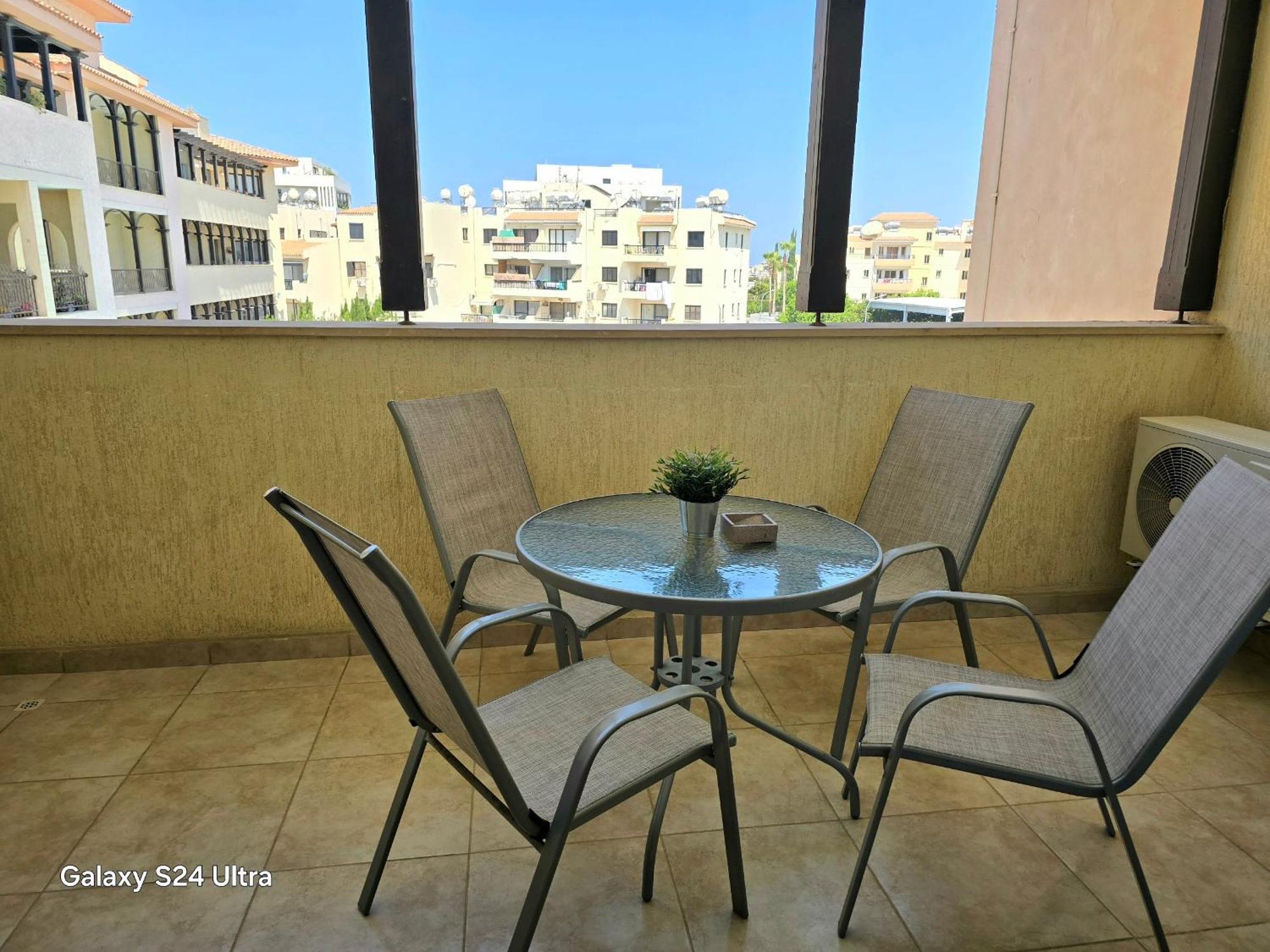 Queen Anna'S Dream 1 Bedroom Apartment Paphos 外观 照片