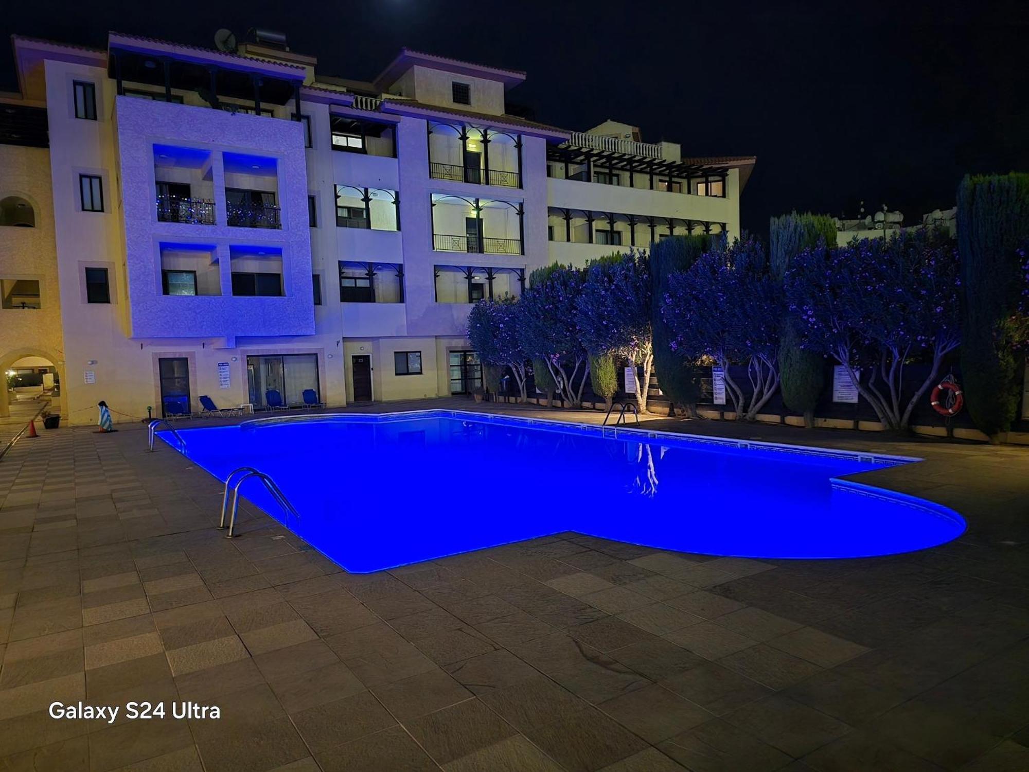 Queen Anna'S Dream 1 Bedroom Apartment Paphos 外观 照片